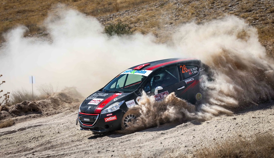 Petlas Eskişehir Esok Rallisi’nde 6 Araçla Birden Podyumda